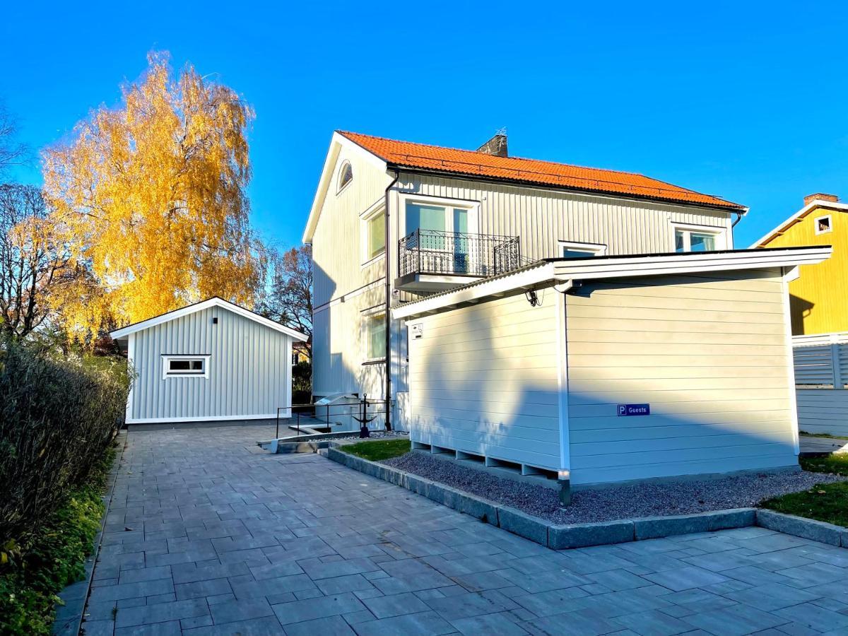 3 Rooms With Private Kitchen & Private Bathroom 5B Gävle Esterno foto